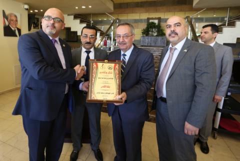 بنك القدس يرعى احتفالا تكريمًا لموظفات جامعة النجاح