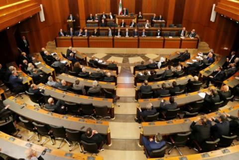 البرلمان اللبناني يوافق على ميزانية الدولة للعام 2018
