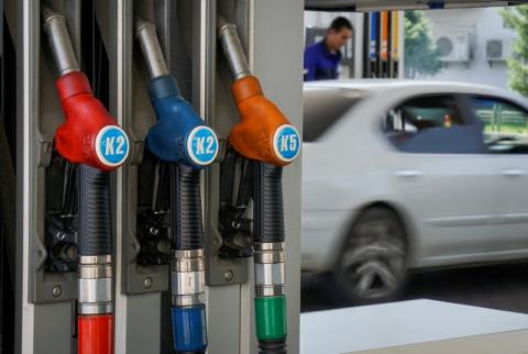 ترجيحات بإنخفاض أسعار الوقود الشهر القادم