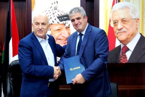 بلدية نابلس توقع اتفاقية للتسديد الالكتروني مع البنك الاسلامي الفلسطيني
