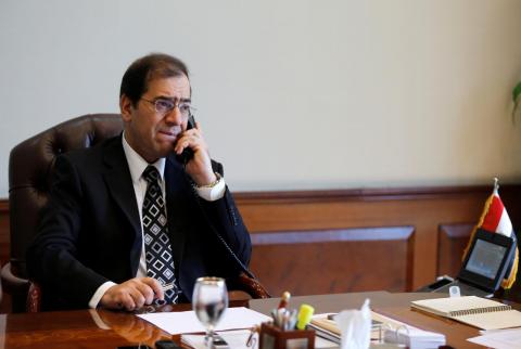 مصر توقع 9 اتفاقات للتنقيب عن النفط والغاز 