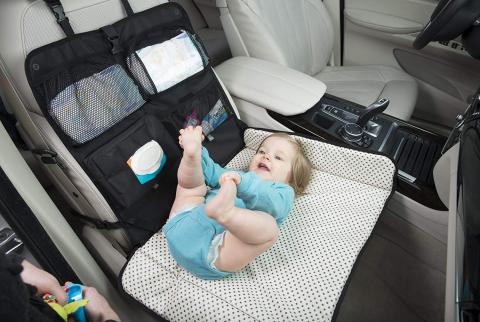 حلول عملية للتعامل مع احتياجات الأطفال في السيارة