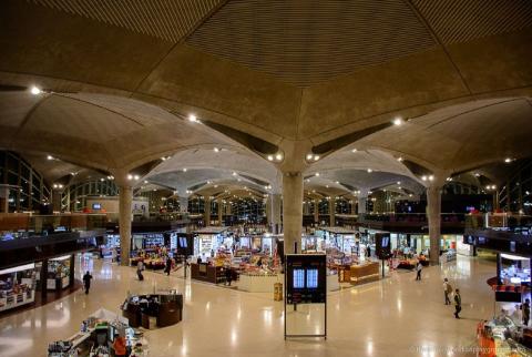 مطار الملكة علياء الدولي بالأردن-تصوير وكالات أبوظبي للاستثمار تتخارج من الشركة المشغلة لمطار بالأردن