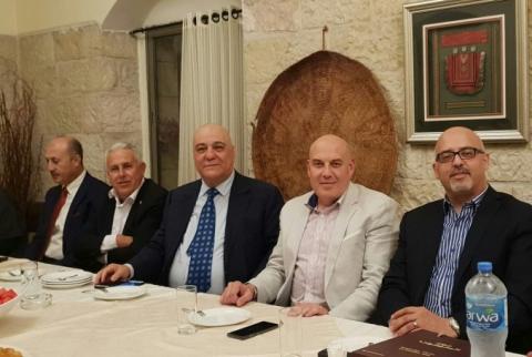 بنك القدس يكرم نائب مديره العام السابق أحمد عنبتاوي