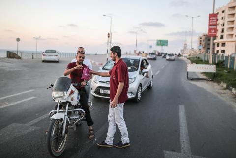 بنك فلسطين يساهم في دعم الأسر المحتاجة في قطاع غزة