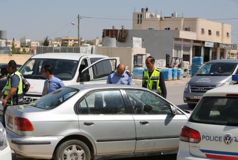 صورة توضيحية-أرشيف وفا الشرطة تحجز 85 مركبة خاصة لتحميلها ركابا مقابل أجر