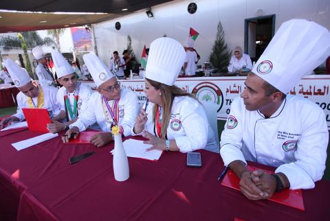 افتتاح مهرجان ’تذوق الطبق الفلسطيني الأول’ في جنين