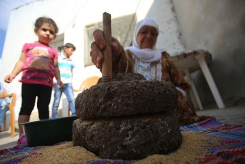 الرحى التي تدور في حياة الفلسطينيين