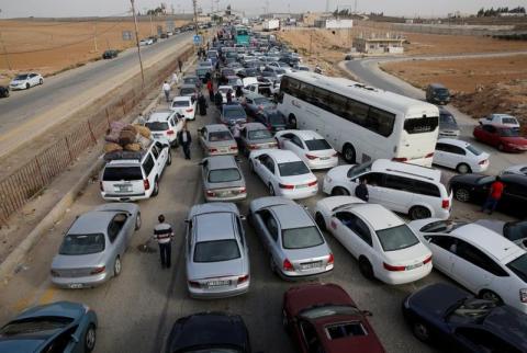 الرسوم الجمركية والمنافسة تحبطان المصدرين اللبنانيين بعد فتح معبر نصيب