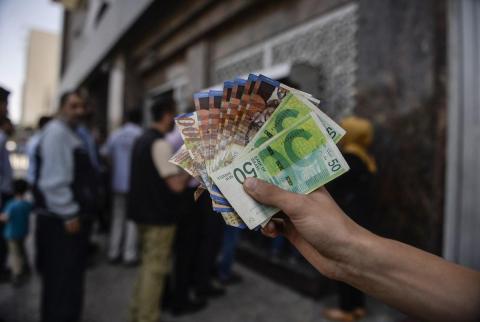 المالية: غدا صرف مخصصات الشهداء والأسرى والجرحى كاملة ورواتب الموظفين بنسبة 50%