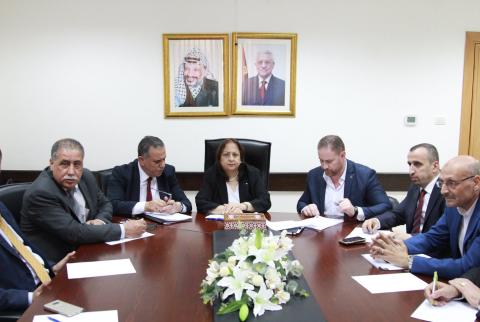 وزيرة الصحة تترأس الاجتماع الكيلة: اتفاق بين اتحادي المستشفيات الخاصة وشركات التأمين لحل الأمور العالقة