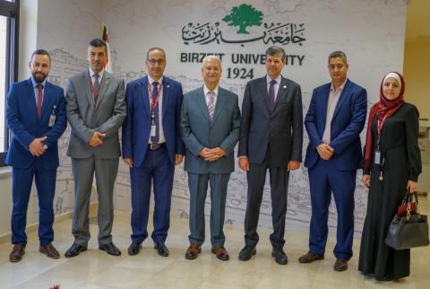 مصرف الصفا وجامعة بيرزيت يوقعان مذكرة تفاهم