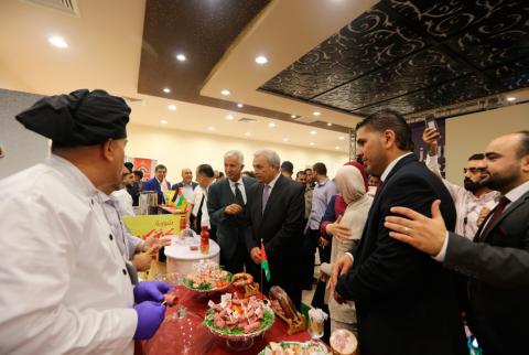 افتتاح معرض ’غذاؤنا’ الخاص بالصناعات الغذائية الفلسطينية