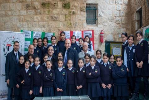 بنك القدس يواصل دعمه لمدراس ورياض الأقصى الإسلامية 