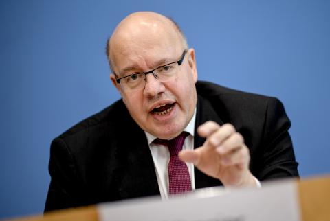 وزير الاقتصاد الألماني يتوقع استمرار أزمة كورونا لشهور