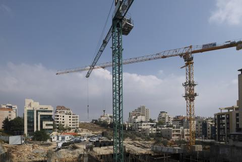 انخفاض حاد في عدد رخص الأبنية الجديدة 