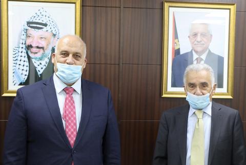 المستشار عيسى أبو شرار ووزير العمل نصري أبو جيش