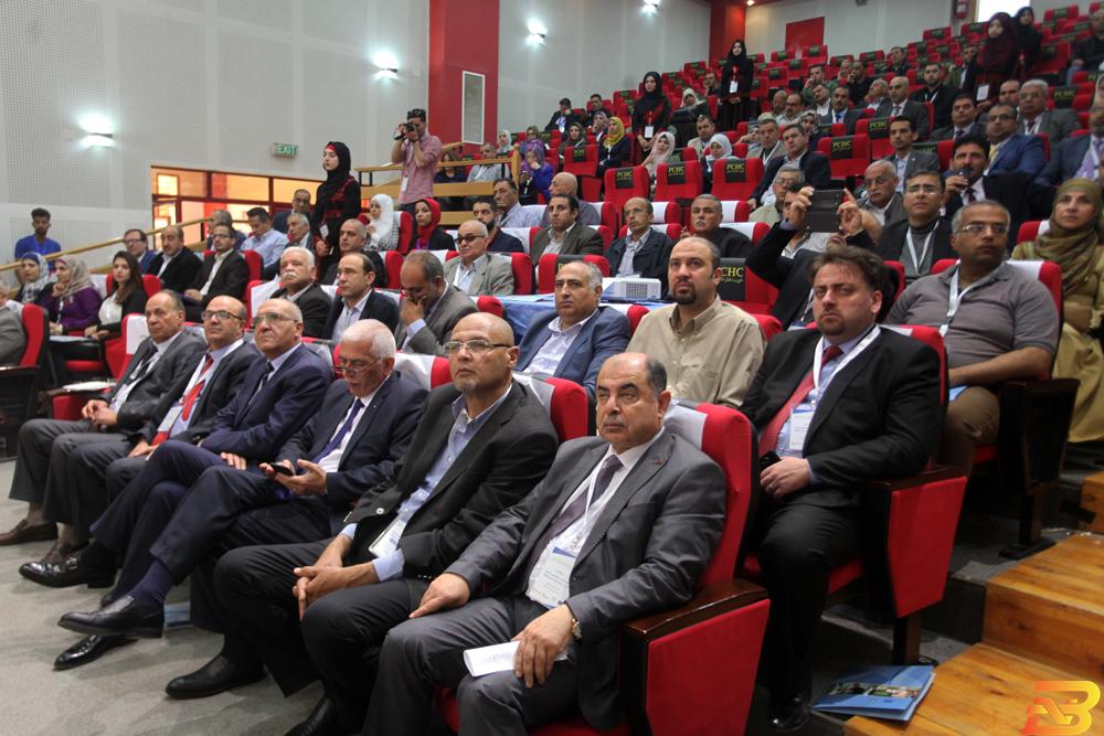 جانب من فعاليات المؤتمر-تصوير سمر بدر مؤتمر التشغيل والتدريب يوصي بضرورة دعم التشغيل الذاتي والعمل الحر