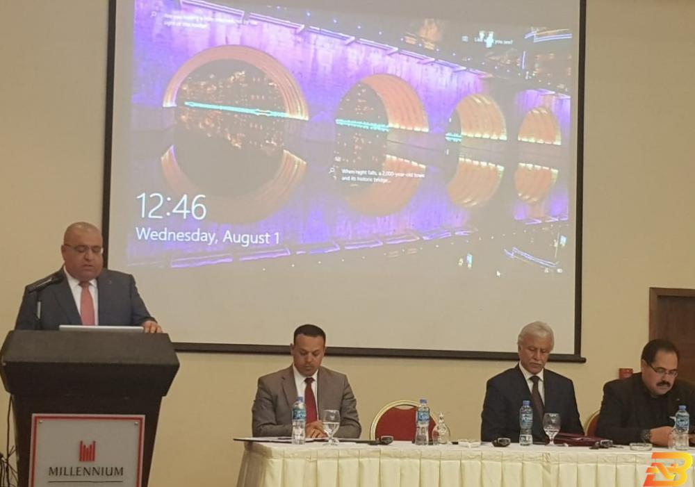 د.رياض أبو شحادة يلقي كلمته خلال الحفل إطلاق منتدى الحوكمة الفلسطيني