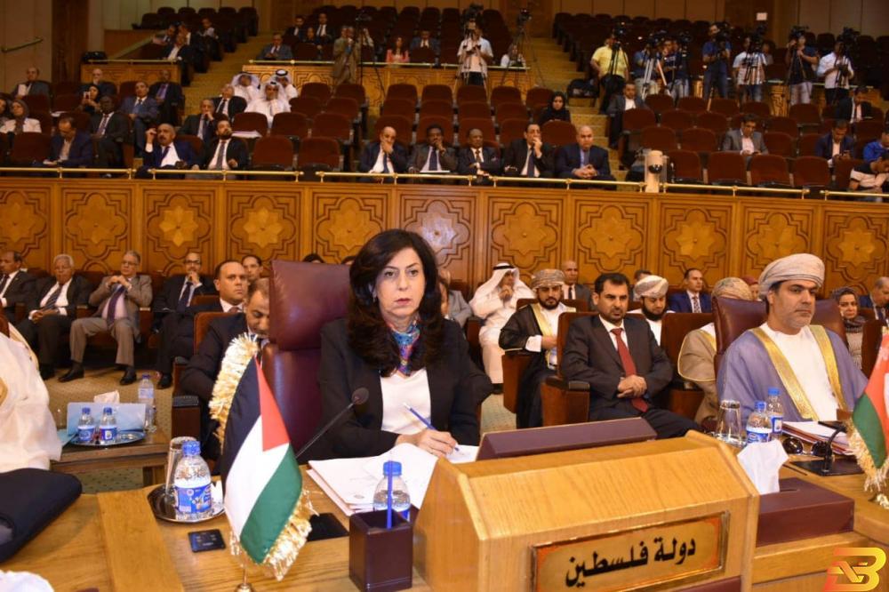 جانب من مشاركة وزيرة الاقتصاد عبير عودة في اجتماعات المجلس وزيرة الاقتصاد تدعو الى تنفيذ قرارات قمة القدس والتصدي لمحاولة إنهاء ’الأونروا’