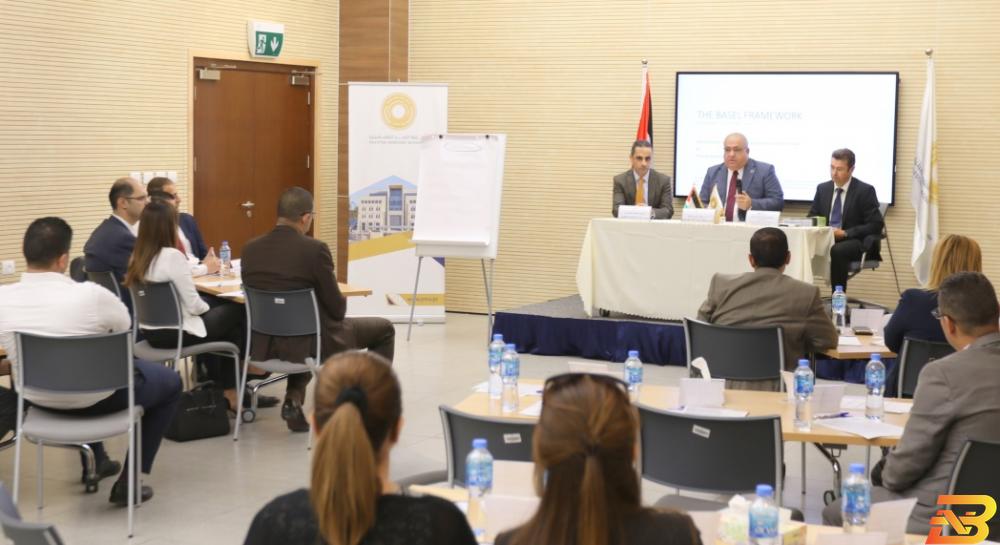جانب من الورشة سلطة النقد تعقد ورشة عمل حول متطلبات تطبيق مقررات بازل III
