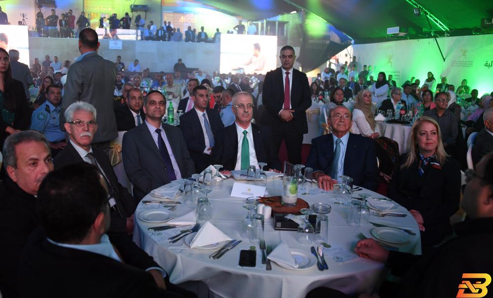 جانب من حفل الإعلان عن جائزة فلسطين الدولية للإبداع والتميز-تصوير معن خليفة جائزة فلسطين الدولية للإبداع والتميز تكرم برلمانية ايرلندية وصحفية اسبانية