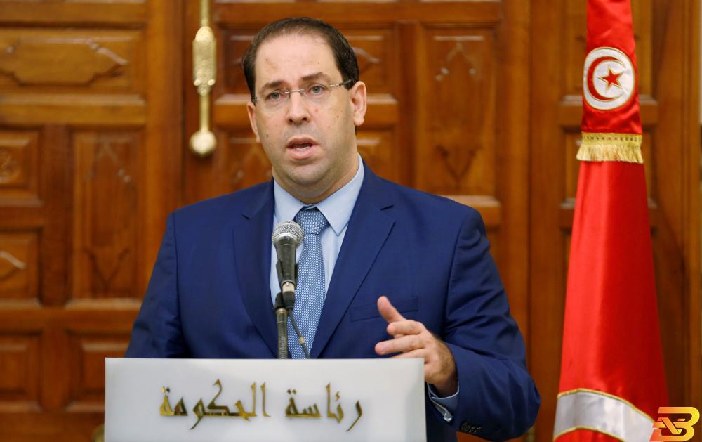 رئيس الوزراء التونسي يوسف الشاهد - صورة من أرشيف رويترز. رئيس وزراء تونس يعلن تعديلا حكوميا لضخ دماء جديدة وسط أزمة اقتصادية