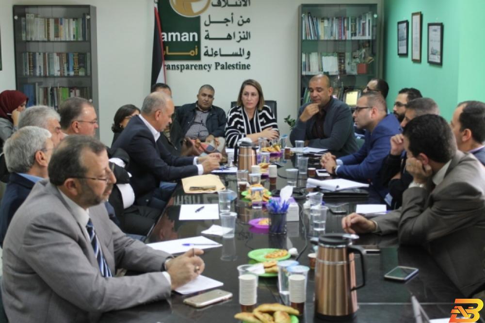 جانب من الجلسة ’أمان’ يطالب مجلس الوزراء بتحديد المرجعية القانونية لمؤسسة ضمان الودائع