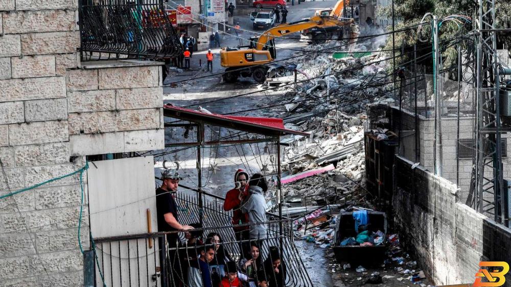 جانب من هدم المنشآت-تصوير رويترز عودة: هدم المنشآت التجارية في القدس تقويض للنشاط الاقتصادي