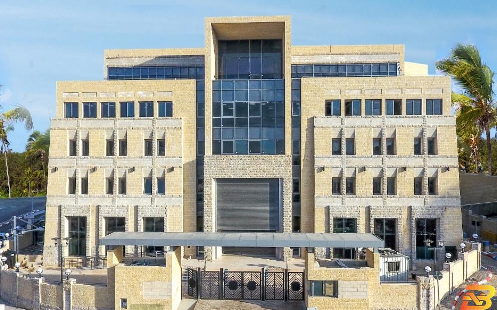 مبنى سلطة النقد في رام الله مؤشر سلطة النقد: تحّسن طفيف في الضفة، وتراجع في غزة
