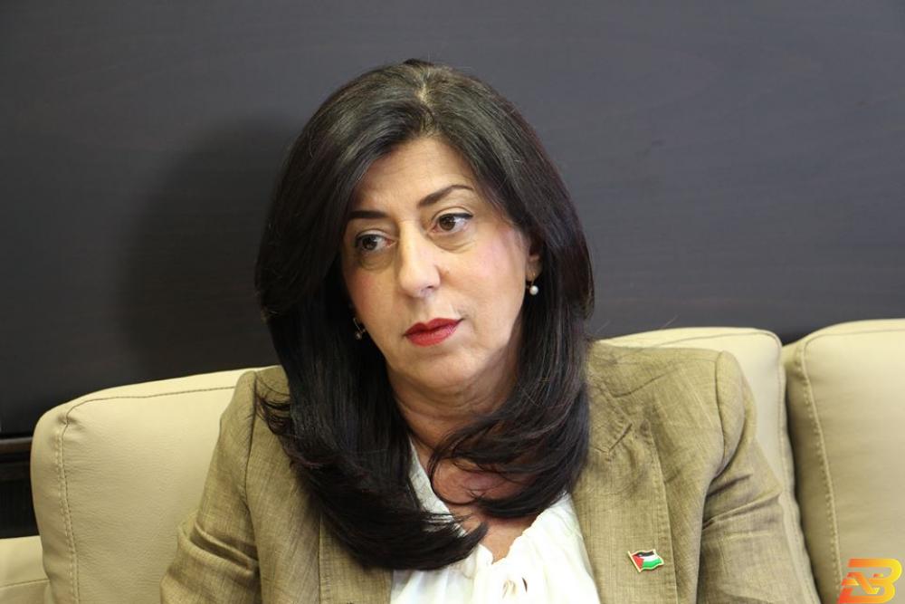 وزيرة الاقتصاد الوطني عبير عودة وزيرة الاقتصاد: فرنسا وسيط مرتقب لمراجعة برتوكول باريس الاقتصادي