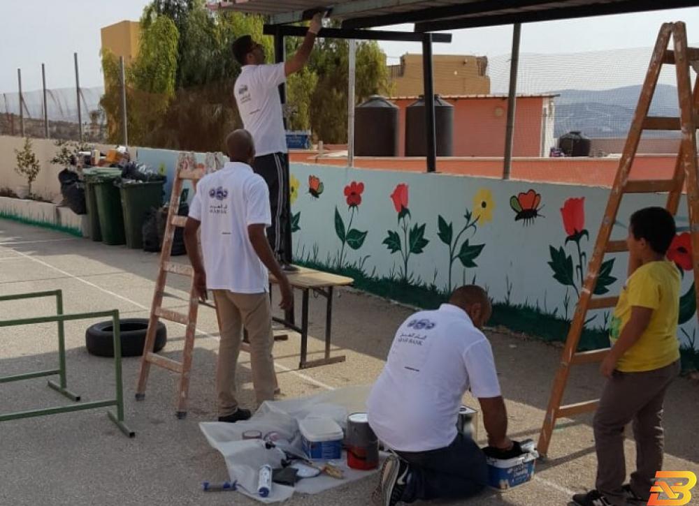 بدعم من البنك العربي-استكمال تنفيذ مشروع تحسين البيئة المدرسية
