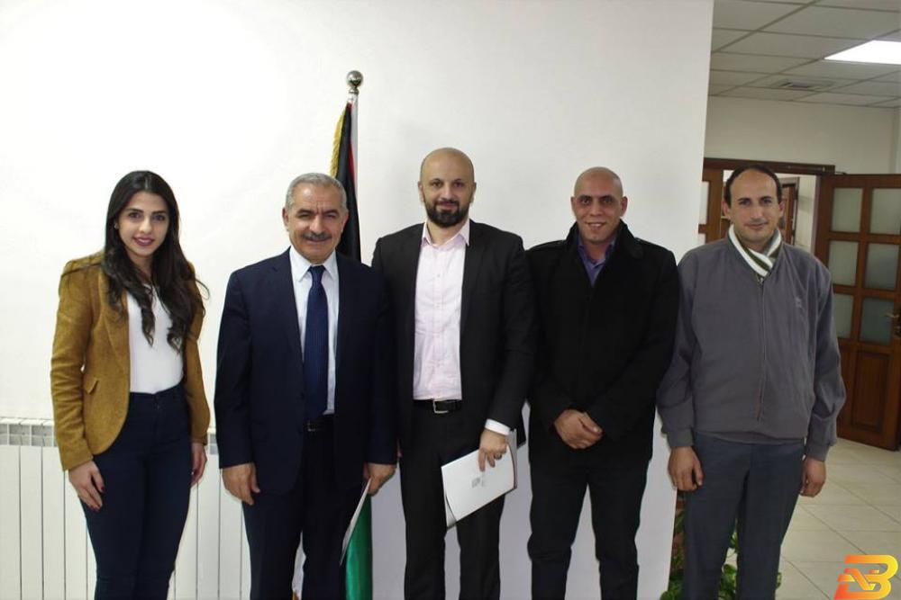 جانب من توقيع الاتفاقية تجديد اتفاقية الدعم بين ’أيبك’ وقرى الأطفال SOS