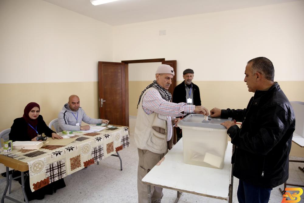 جانب من عملية الاقتراع في طولكرم-تصوير مصطفى أبو دية-وفا الإعلان عن نتائج انتخابات مجلس إدارة غرفة تجارة وصناعة قلقيلية