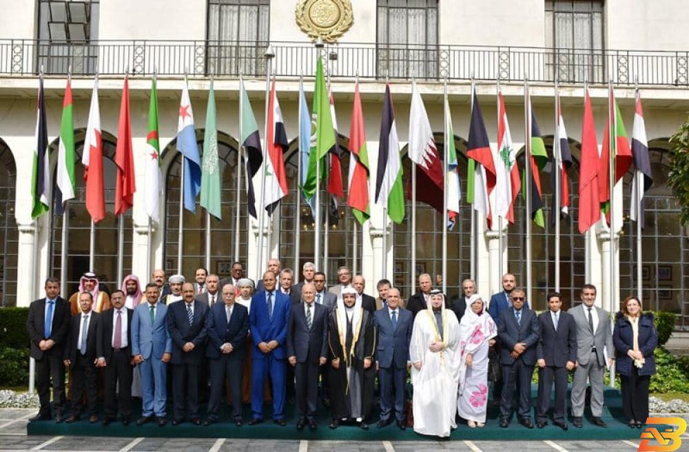 مشاركون في مراسم حلف اليمين فلسطين عضو أصيل في محكمة الاستثمار العربية
