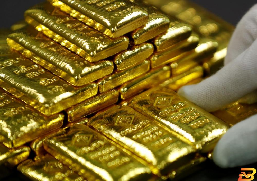 سبائك ذهب-أرشيف رويترز انخفاض كمية الذهب الواردة لمديرية المعادن الثمينة بنسبة 5%