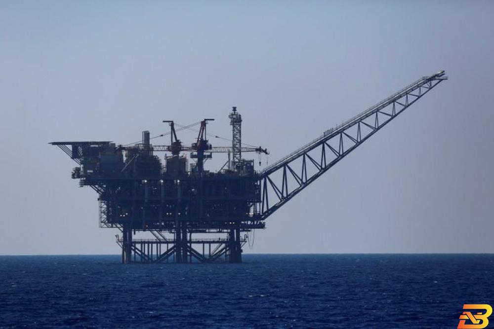 منصة غاز إسرائيلية في البحر الأبيض المتوسط-أرشيف رويترز إسرائيل تستأنف الإنتاج بحقل تمار للغاز بعد هدنة غزة