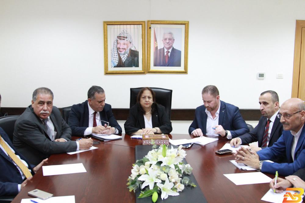 وزيرة الصحة تترأس الاجتماع الكيلة: اتفاق بين اتحادي المستشفيات الخاصة وشركات التأمين لحل الأمور العالقة