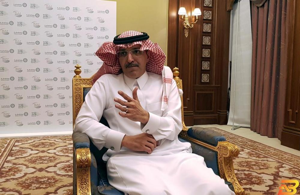 وزير المالية السعودي محمد الجدعان يتحدث خلال مقابلة مع رويترز في الرياض يوم 19 ديسمبر كانون الأول 2018. تصوير: ستيفين كالين - رويترز وزير المالية السعودي: المملكة ستؤيد أي خطة اقتصادية تحقق الازدهار للفلسطينيين