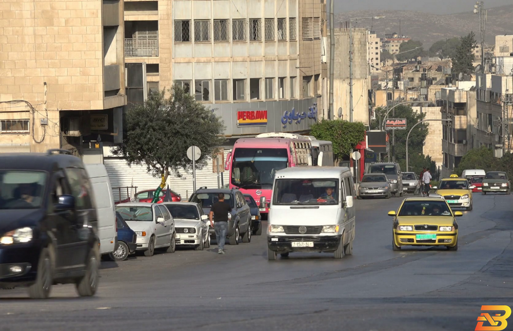 صورة توضيحية-مركبات في شوارع نابلس-أرشيف وكالات المطبات... بين العشوائية والقانون