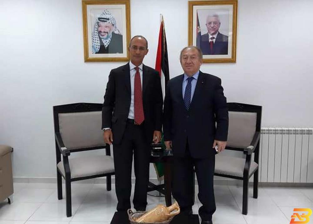 جانب من اللقاء فلسطين وايطاليا تبحثان علاقات التعاون الاقتصادي والتجاري