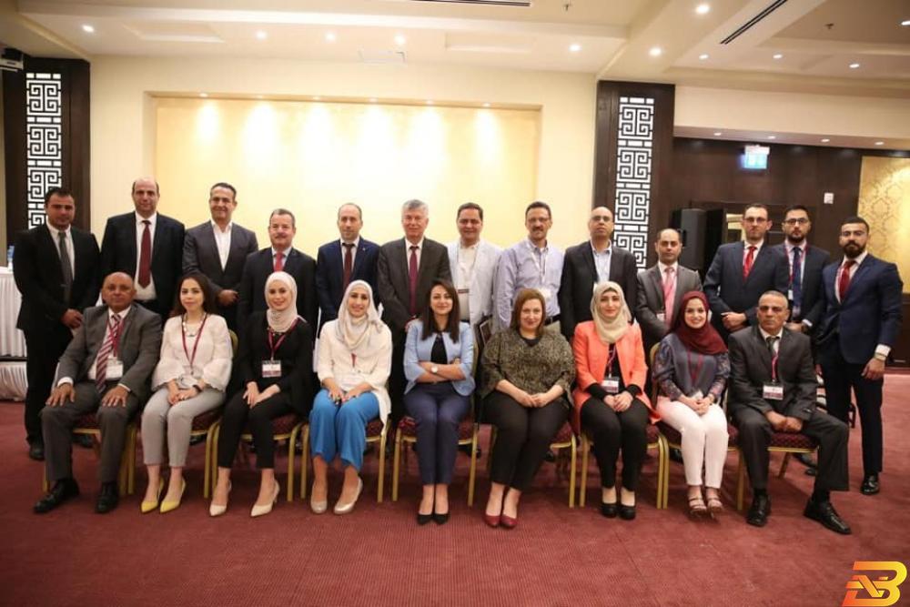 عدد من أعضاء مجلس الإدارة وطاقم بال تريد انتخاب مجلس إدارة جديد لمركز التجارة الفلسطيني ’بال تريد’