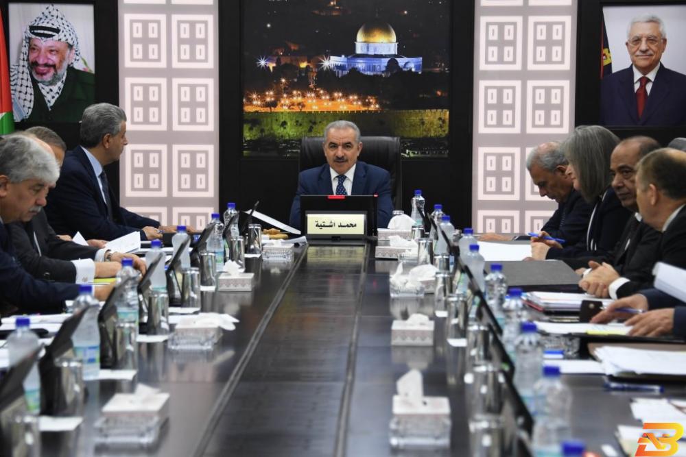 جلسة الحكومة الفلسطينية الأسبوعية ماذا طلبت الحكومة من سلطة النقد وشركات الاتصالات والجامعات؟
