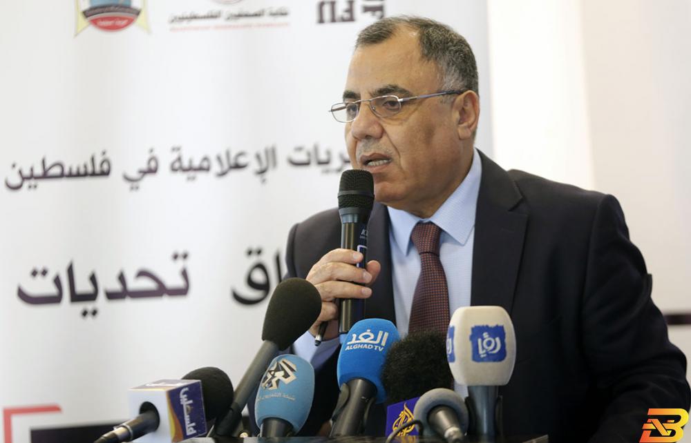 المتحدث باسم الحكومة ابراهيم ملحم المتحدث باسم الحكومة: الأزمة المالية لا زالت تراوح مكانها