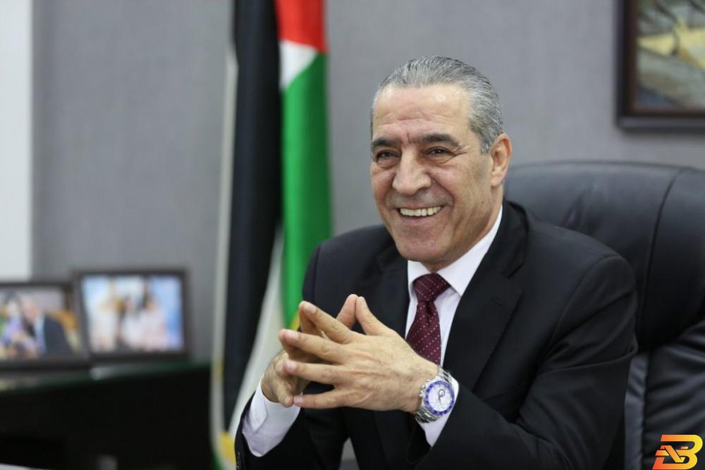 رئيس الهيئة العامة للشؤون المدنية الوزير حسين الشيخ الشيخ: اجتماع فلسطيني اسرائيلي غدا لبحث الملف المالي