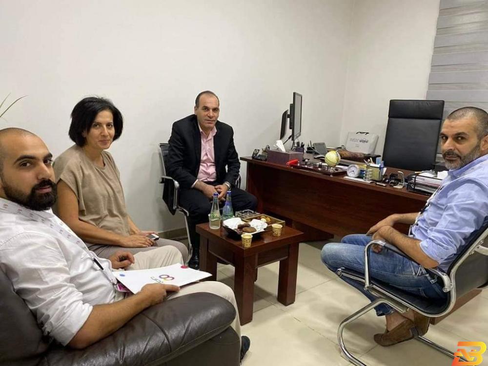 جانب من توقيع الاتفاقية شركة مدى للانترنت ترعى ماراثون فلسطين الدولي 2020