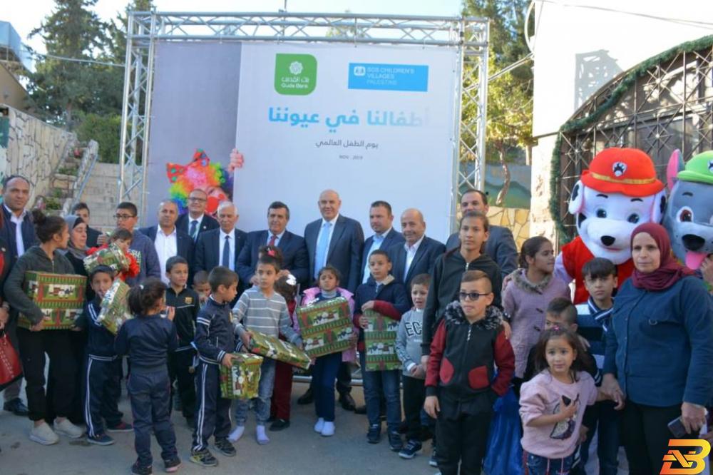 جانب من الحفل بنك القدس يرسم البسمة على وجوه أطفال قرى الأطفال في بيت لحم