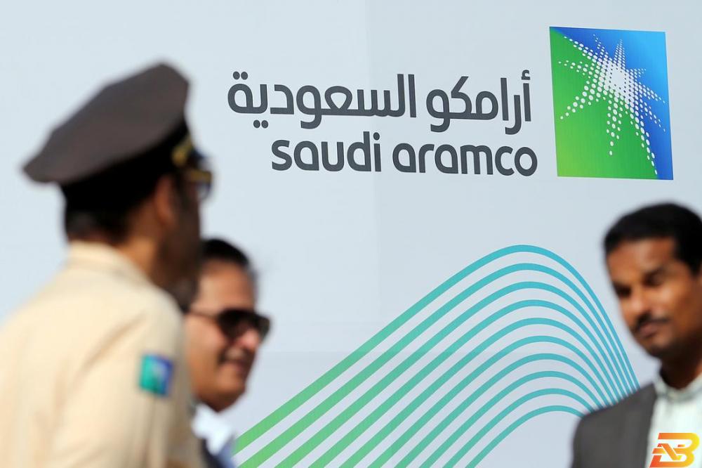 شعار شركة أرامكو السعودية في مركز بلازا للمؤتمرات في الظهران بالسعودية قبل مؤتم صحفي يوم 3 نوفمبر تشرين الثاني 2019. تصوير: حمد محمد - رويترز. أرامكو السعودية تعلن حصولها على الموافقة على تطوير حقل غاز الجافورة