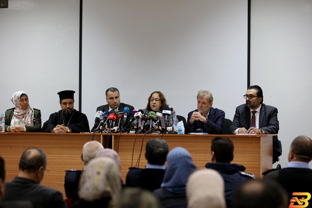 جانب من المؤتمر الصحفي-تصوير مصطفى أبو دية-وفا وزيرة الصحة: تجار يحتجزون الكمامات الطبية للتلاعب بأسعارها