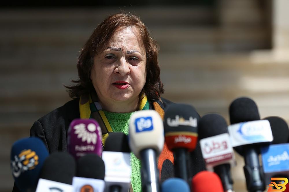 وزيرة الصحة مي الكيلة-تصوير وفا وزيرة الصحة تنصح المواطنين بارتداء الكمامات: ’يمكن استبدالها بقطعة قماش’